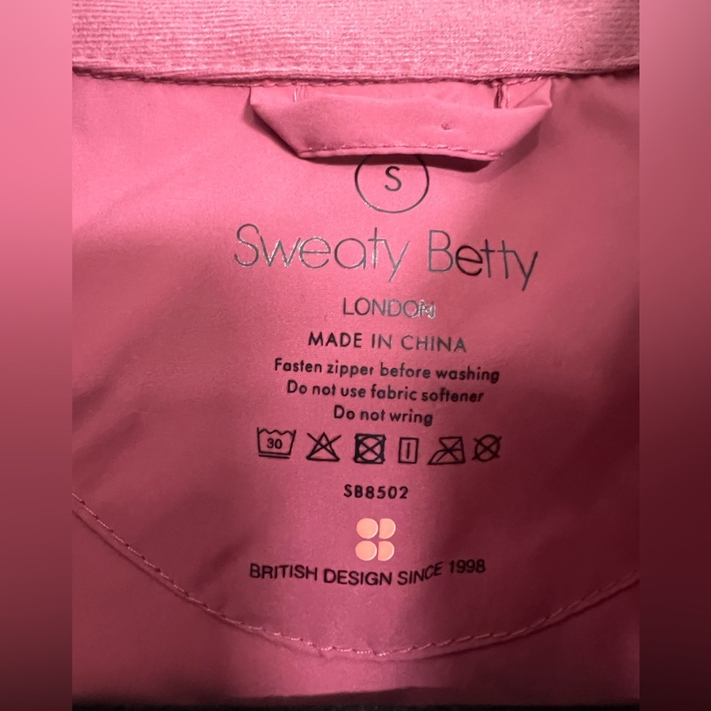 SWEATY BETTY | On The Run Zip Up Performance Workout Vest Adventure Pink - Picture 3 of 9